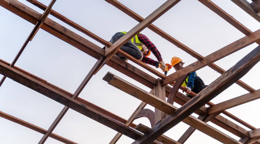 Professional gutter cleaning services in Daykin, NE